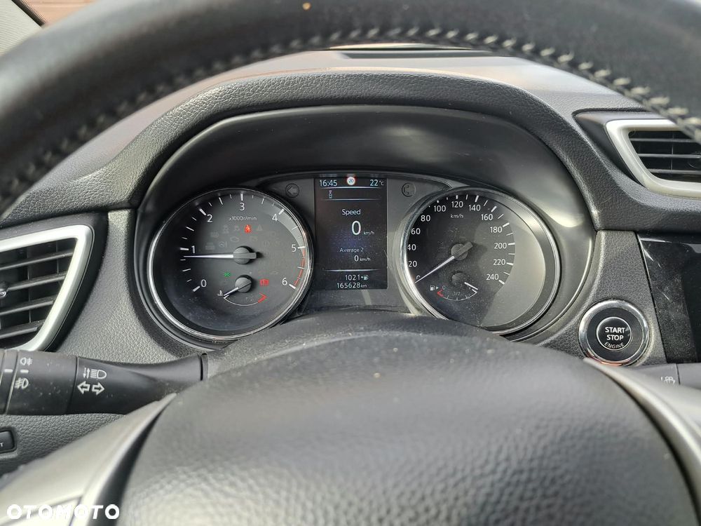 Nissan Qashqai 1.5 dCi N-Connecta - 10