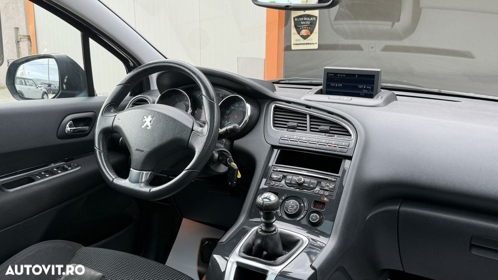 Peugeot 5008 - 14