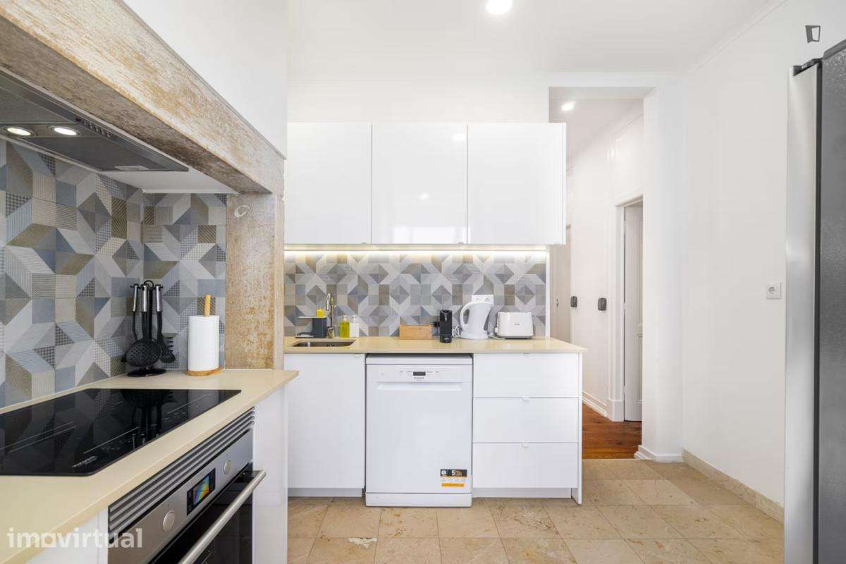 Quarto - localizado em Penha Lisbon - Grande imagem: 2/11