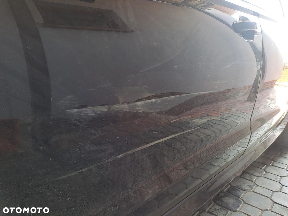 Audi A6 Avant 2.0 TDI Ultra S tronic - 11