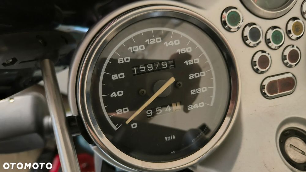 BMW R - 6