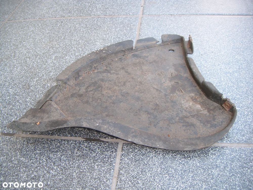 skoda octavia 1 02r osłona trójkąt  pod zderzak prawy przód  1u0805826a - 2