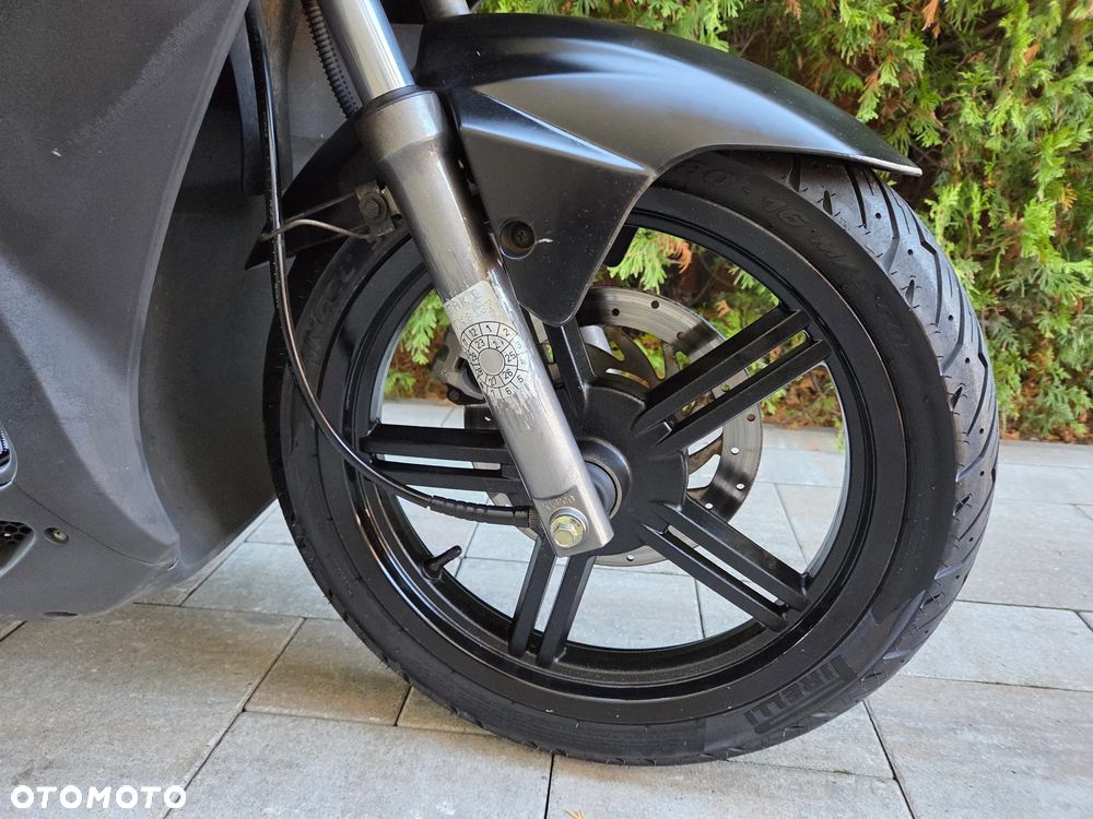 Kymco Agility City A-C - 17