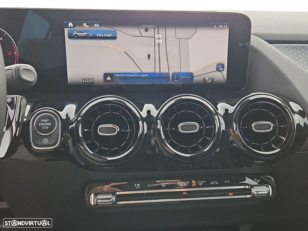 Mercedes-Benz GLA 180 d Progressive - 20