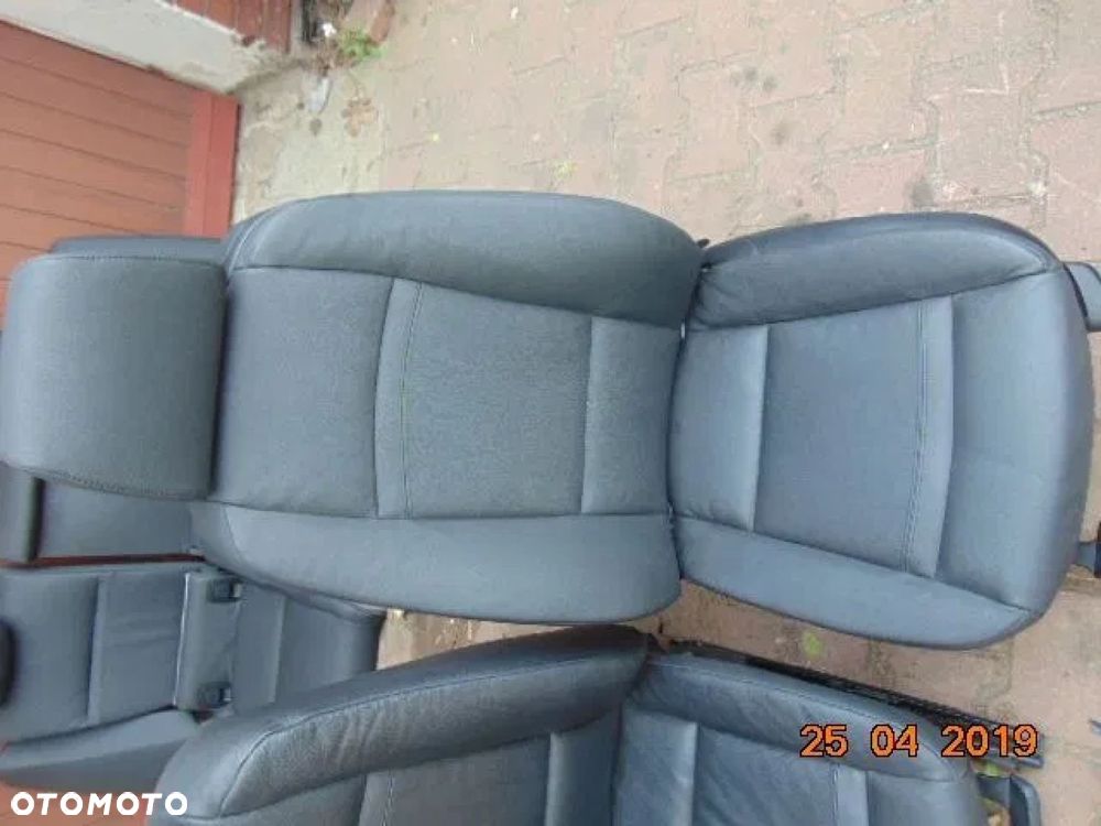 BMW 3 E92 COUPE siedzenia czarna grafitowa ciemna szara SKÓRA tapicerka skórzana elektryczne FOTELe podłokietnik napoje puszki cupholder SUPER STAN - 2