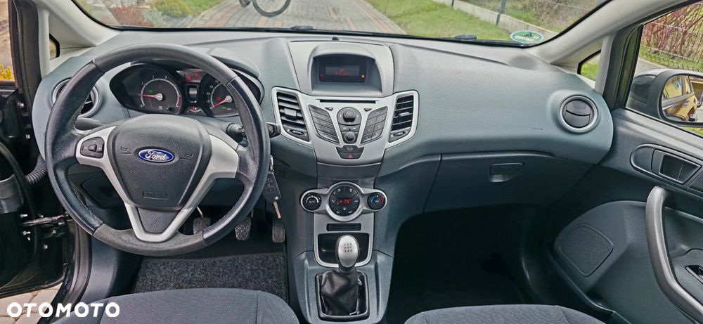 Ford Fiesta - 7