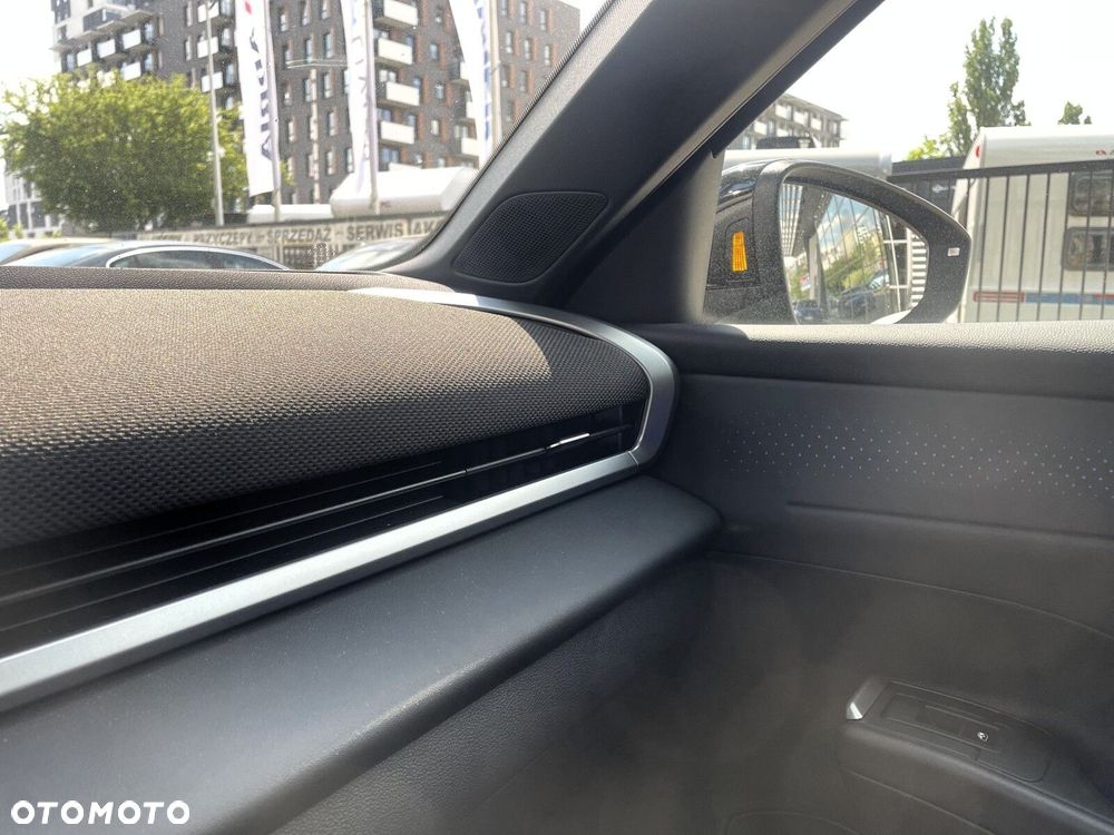 Volkswagen T-Roc 1.5 eTSI R-Line DSG - 32