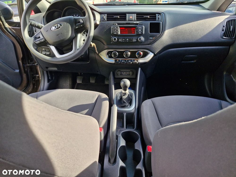 Kia Rio 1.2 Edition 7 - 13