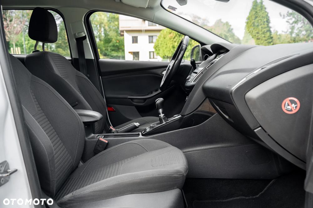 Ford Focus 2.0 TDCi Titanium ASS - 22
