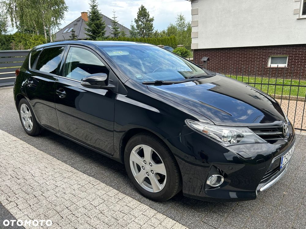 Toyota Auris 1.6 Prestige - 17