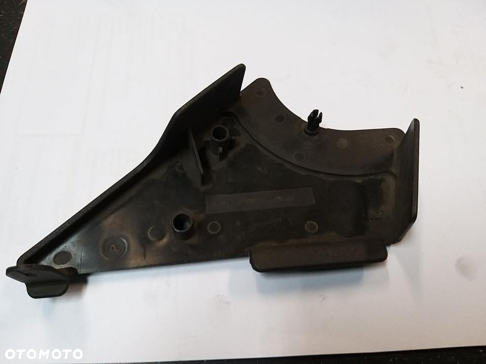 Lewa osłona mechanizmu odchylenia fotela oparcia PN Polonez - 2