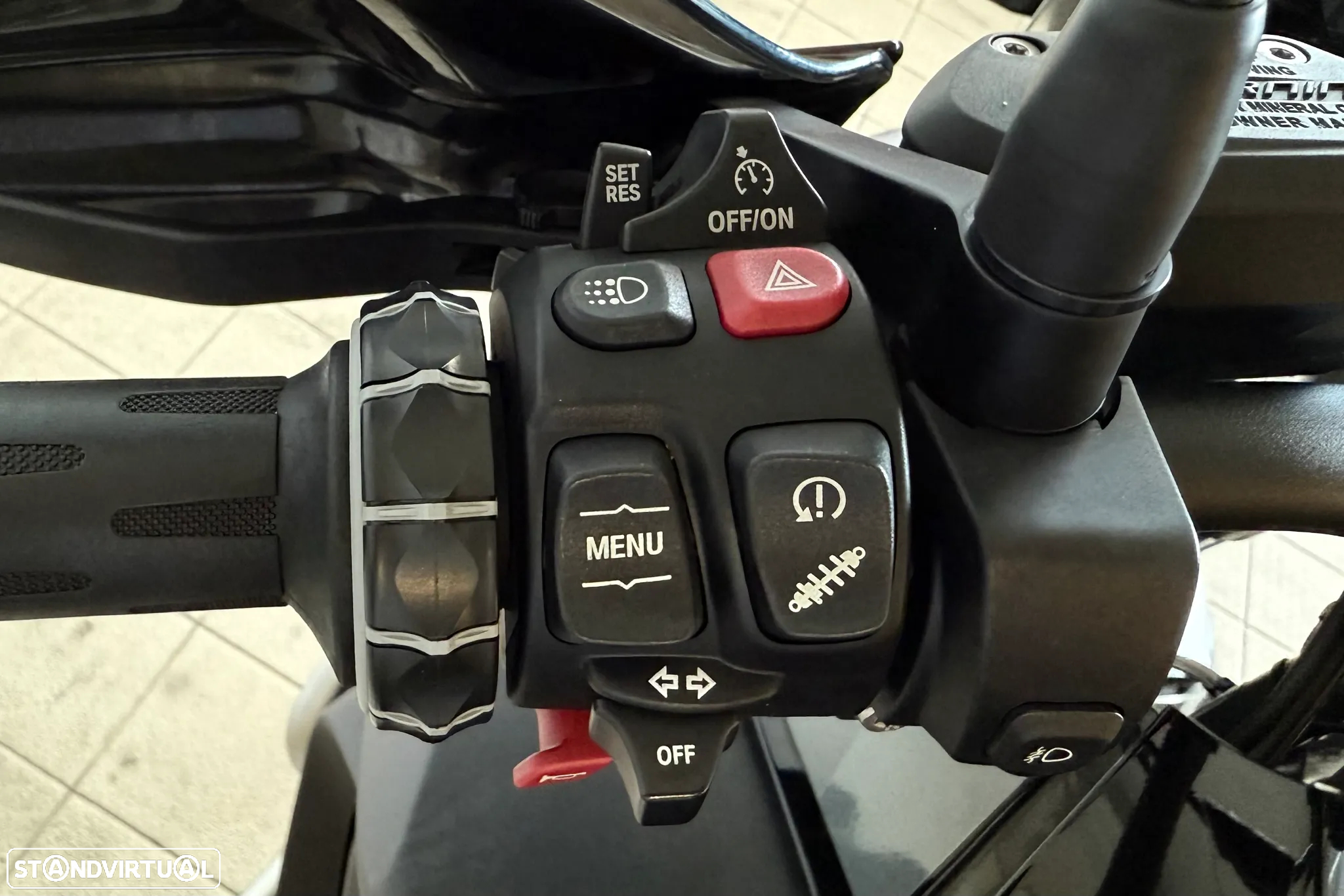 BMW R 1250 GS Adventure Triple Black - 6