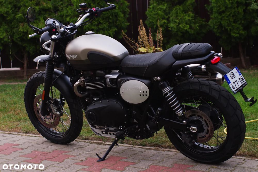 Triumph Street Scrambler - 29