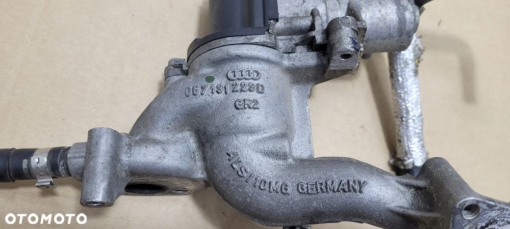 OBUDOWA ZAWÓR EGR AUDI A8 D3 Q7 4.2 TDI BVN BTR - 4