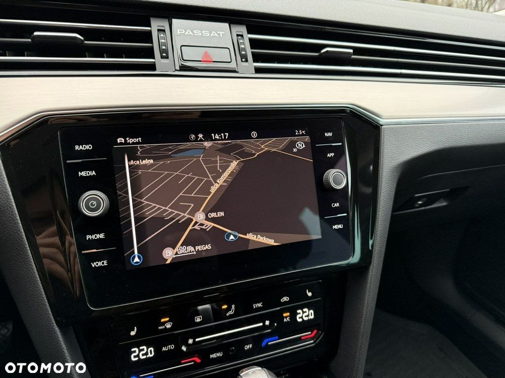 Volkswagen Passat - 5