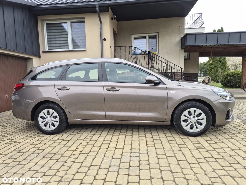 Hyundai i30 1.5 DPI Modern - 5
