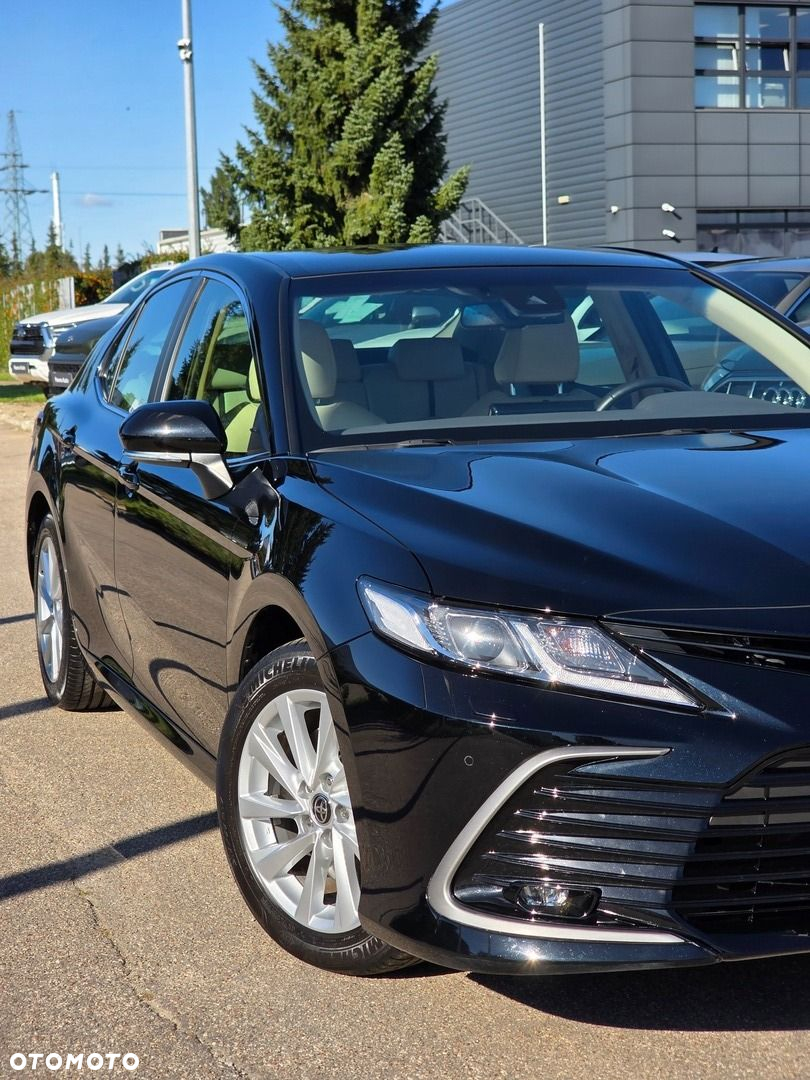 Toyota Camry 2.5 Hybrid Comfort CVT - 5