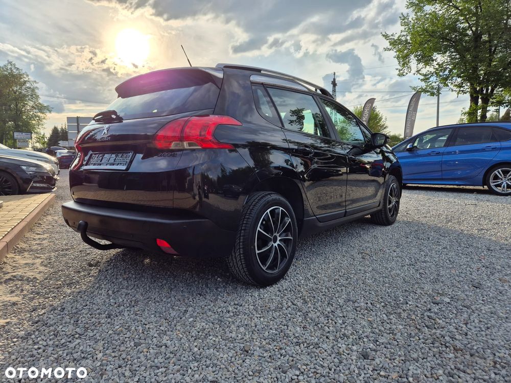 Peugeot 2008 - 13