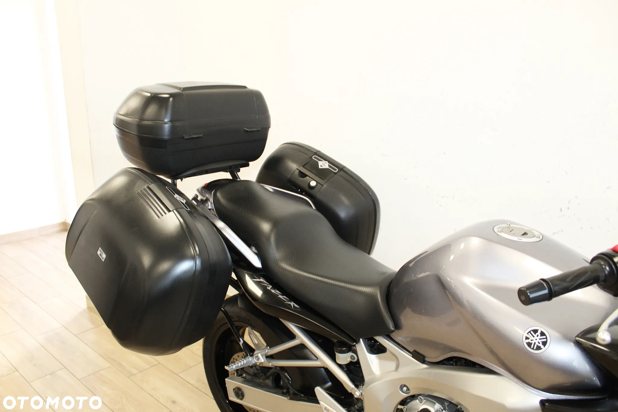 Yamaha FZ - 8