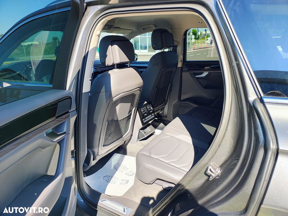 Volkswagen Touareg V6 TDI Elegance - 13