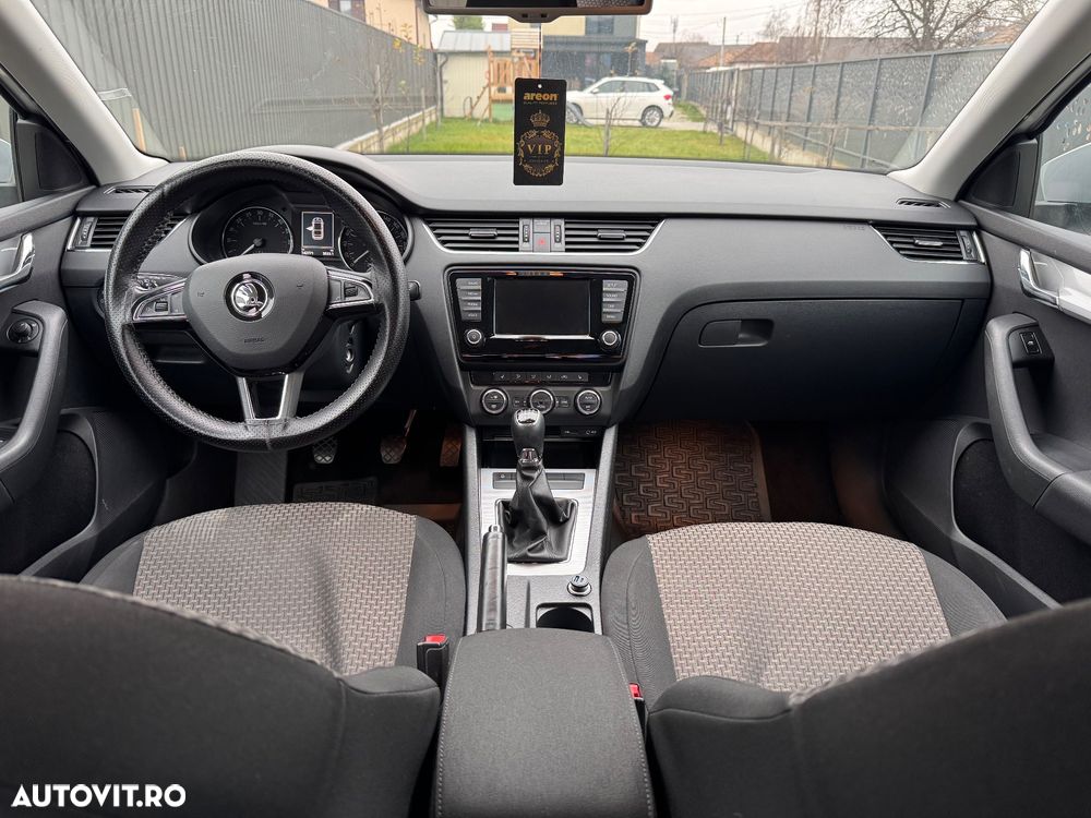 Skoda Octavia 1.6 TDI Ambition - 19