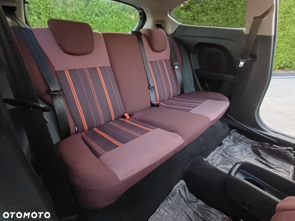Ford Fiesta 1.25 Gold X - 32