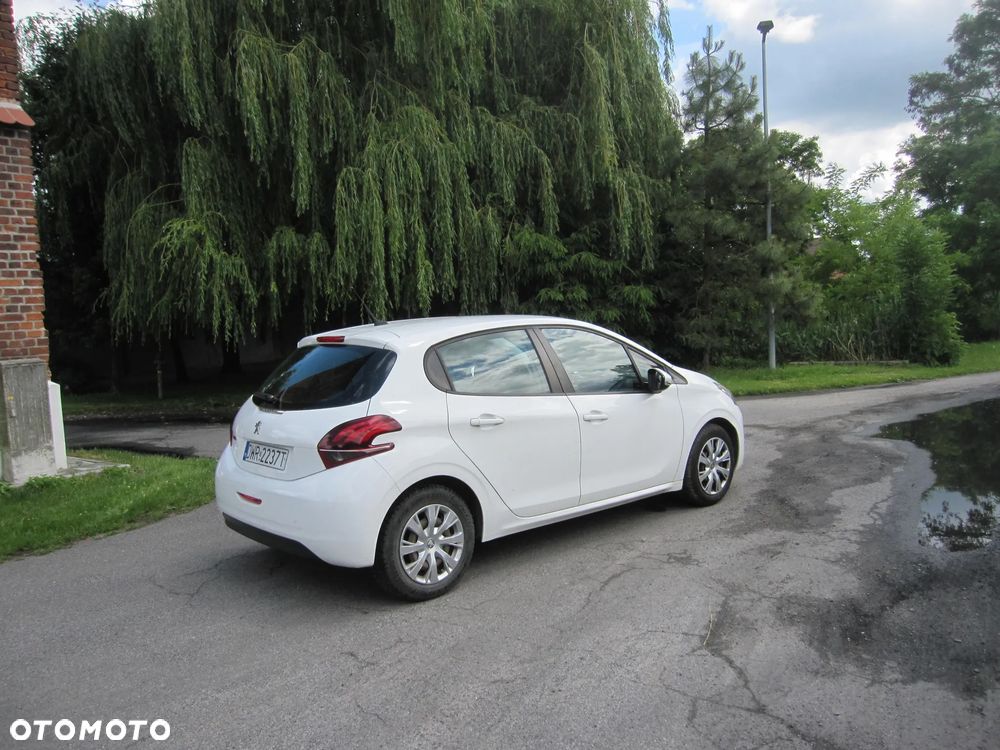 Peugeot 208 Blue-HDi 100 Stop&Start Style - 11