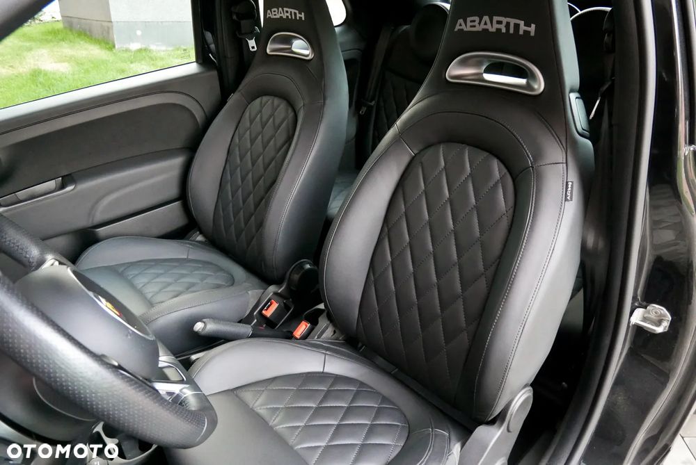 Abarth 595C 1.4 T-Jet 16v Turismo - 11
