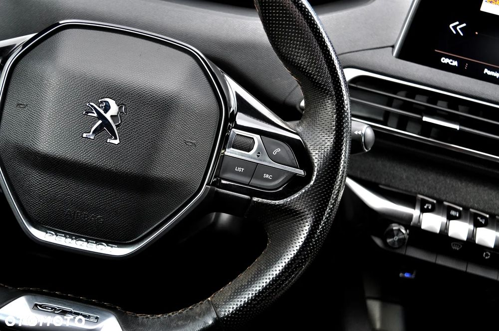 Peugeot 3008 1.2 PureTech GT S&S - 36