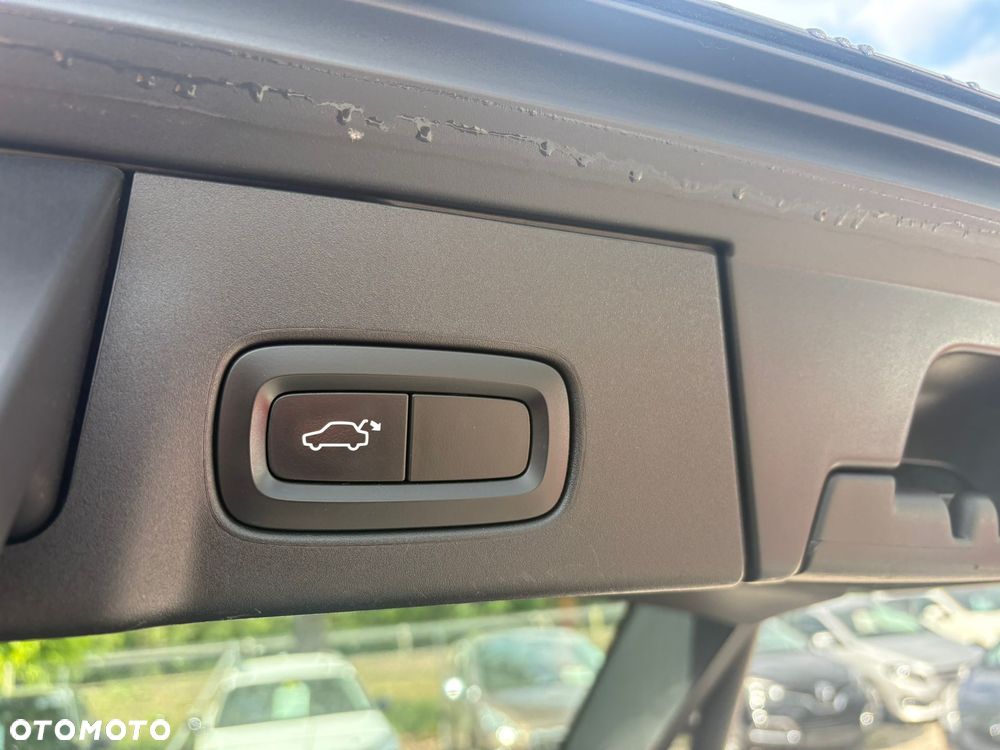 Volvo V90 D4 AWD Geartronic Momentum - 18