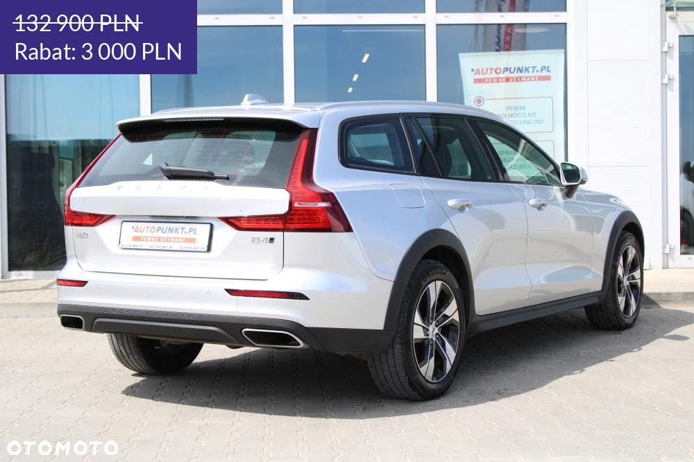 Volvo V60 Cross Country - 4