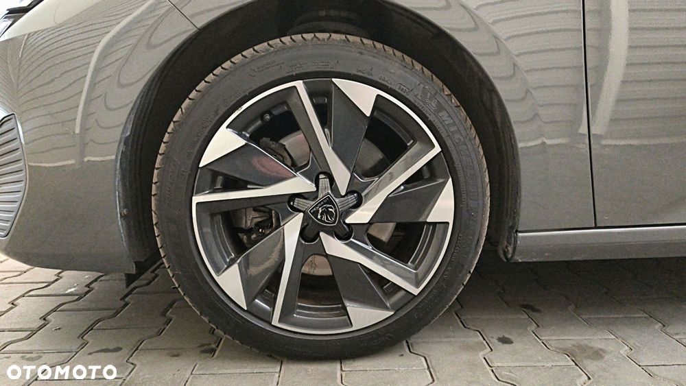 Peugeot 308 1.5 BlueHDi Allure S&S EAT8 - 14
