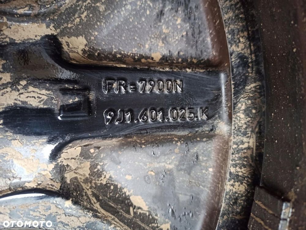 PORSCHE TAYCAN 4S ALUFELGI KOŁA KOMPLET 9J1601025K 9J1601025J - 12