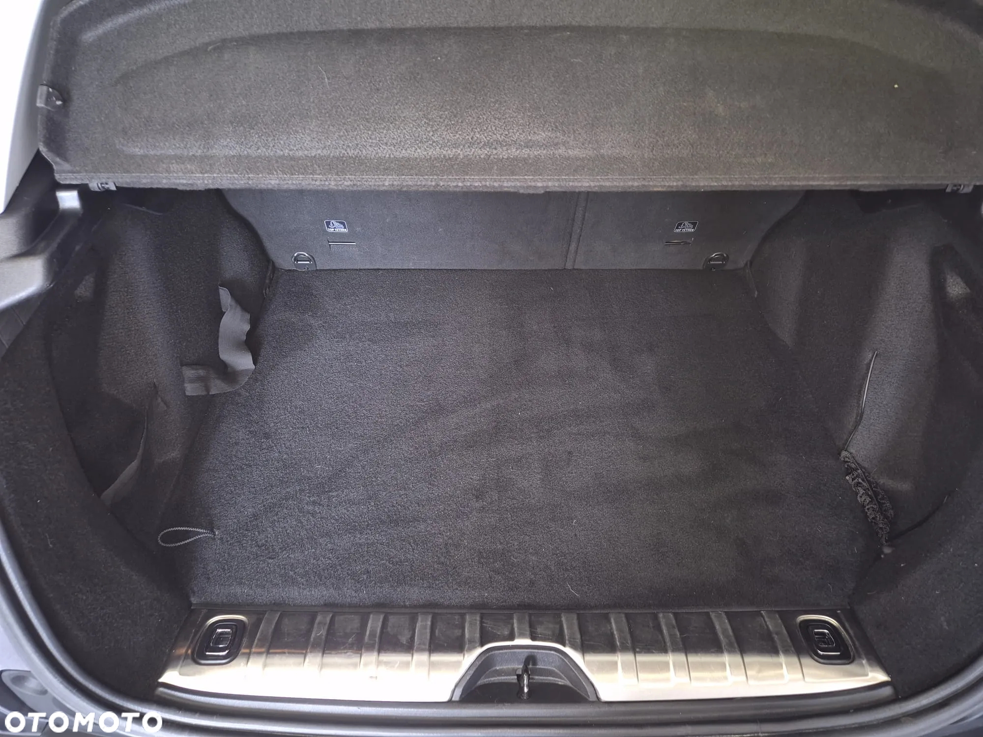 Peugeot 2008 1.2 Pure Tech Allure S&S - 23