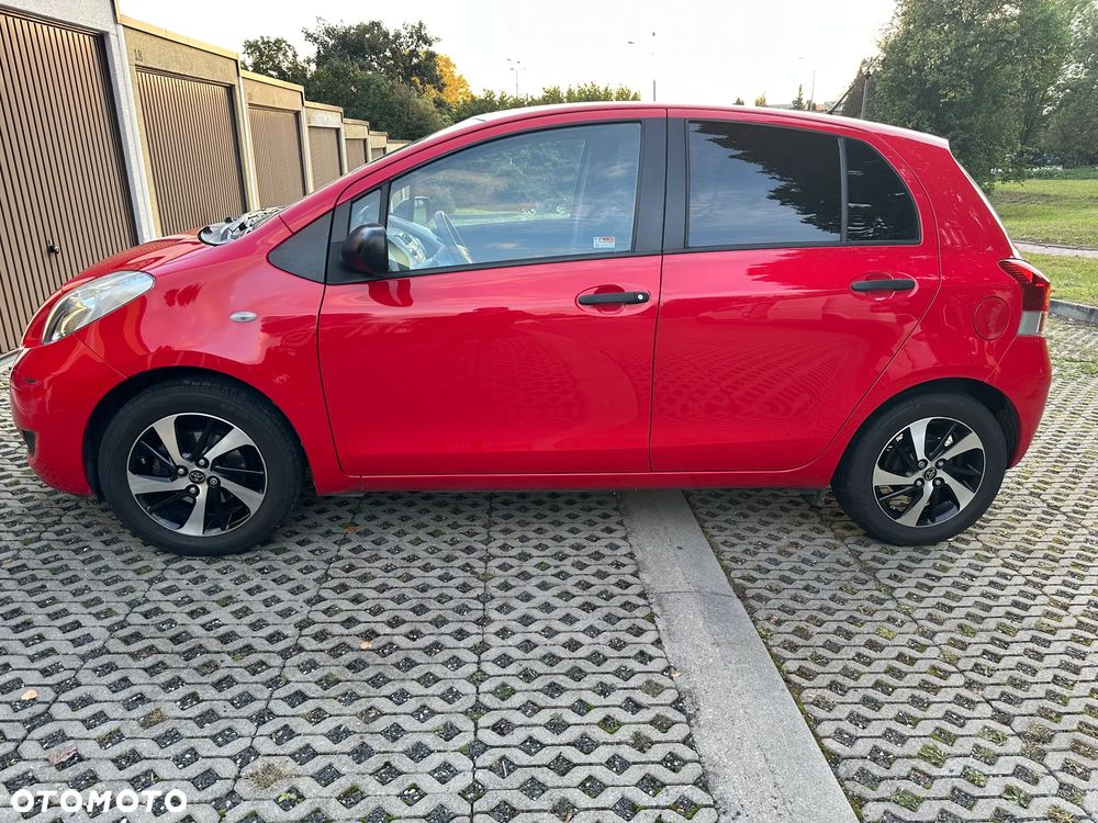 Toyota Yaris - 2