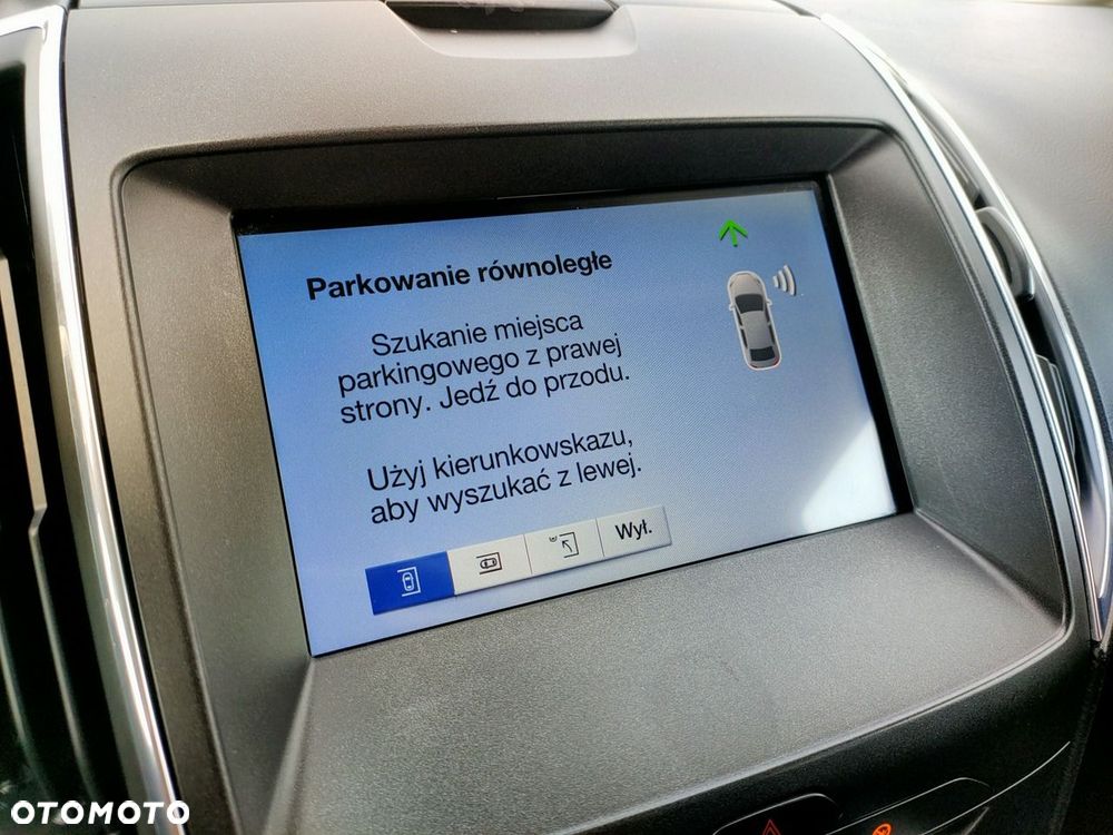 Ford S-Max - 34
