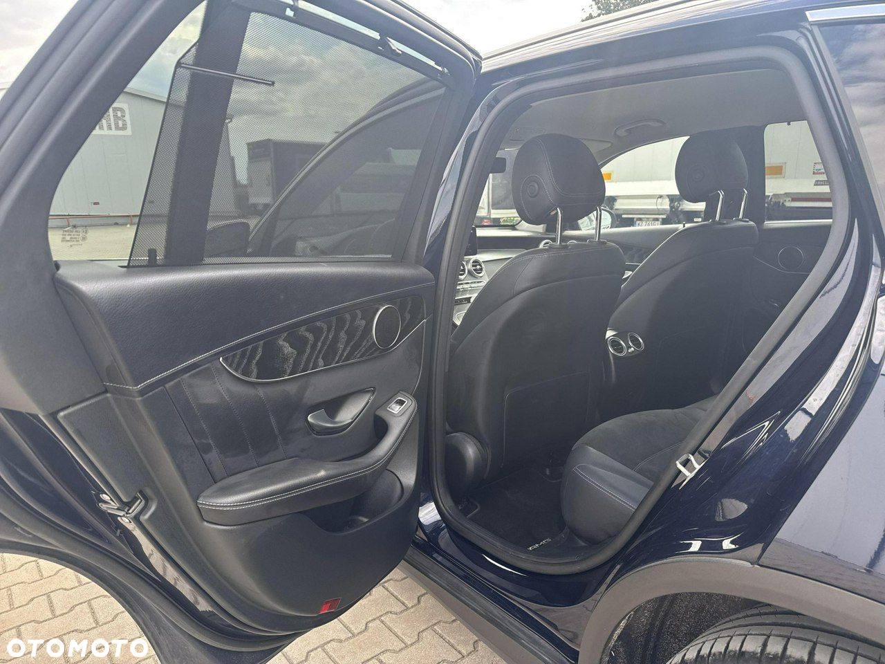 Mercedes-Benz GLC - 14