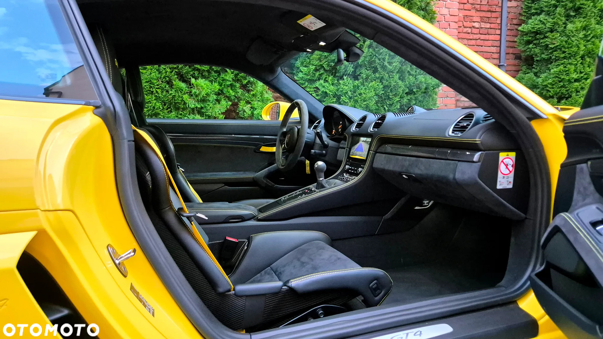 Porsche 718 Cayman GPF GT4 - 15