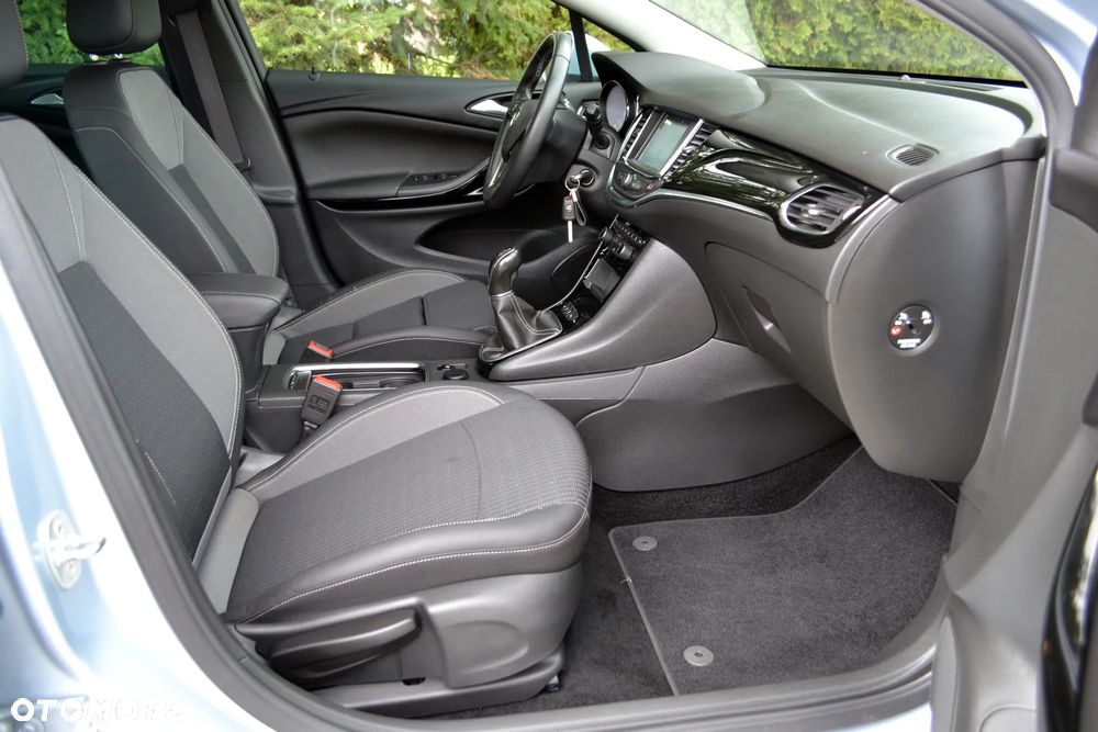 Opel Astra - 21