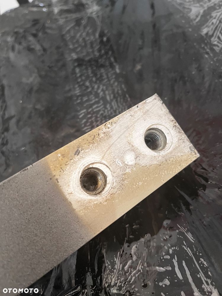 Rozpórka Komory silnika Maserati Quatroporte - 2