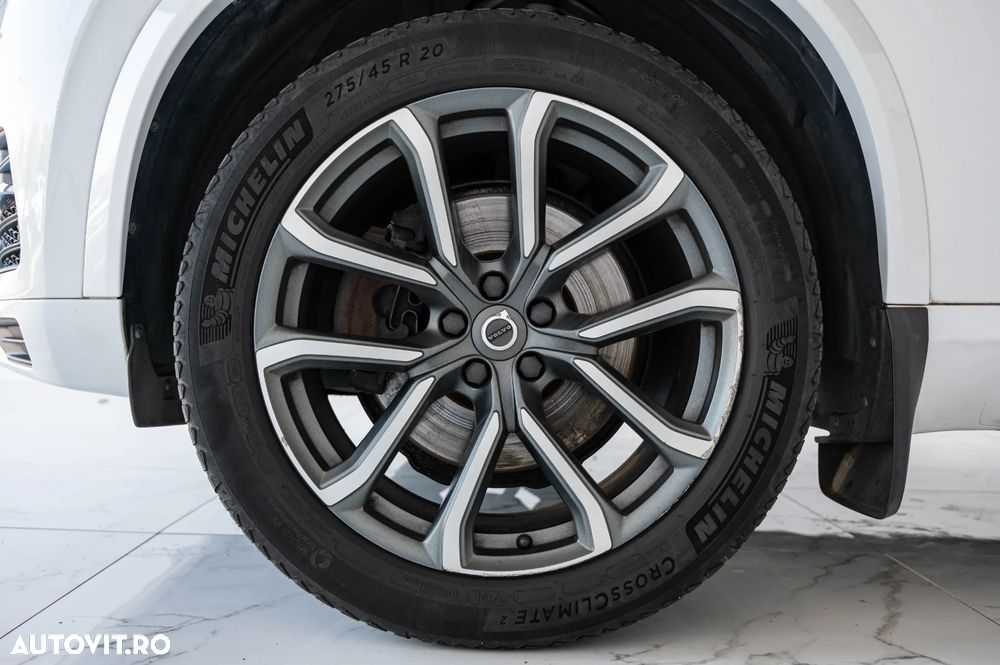 Volvo XC 90 D5 AWD Geartronic Momentum - 12
