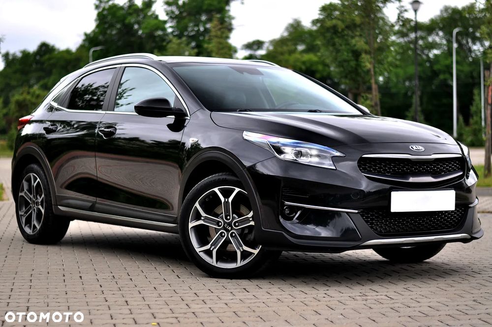 Kia XCeed 1.6 CRDi PLATINUM EDITION - 3