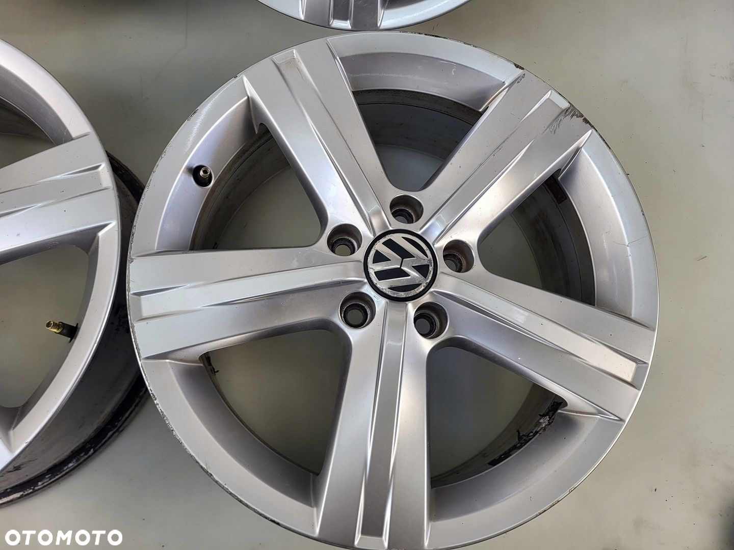 felgi aluminiowe 17" 7,5jx17 et47 5x112 VW PASSAT B7 3AA601025E - 3