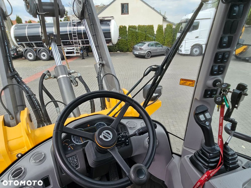 Volvo L45 ŁADOWARKA KOŁOWA 11tonowa Salon Polska! - 30