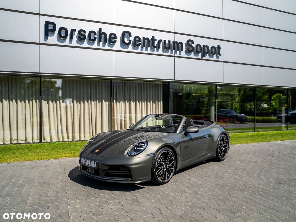 Porsche 911 Carrera - 2