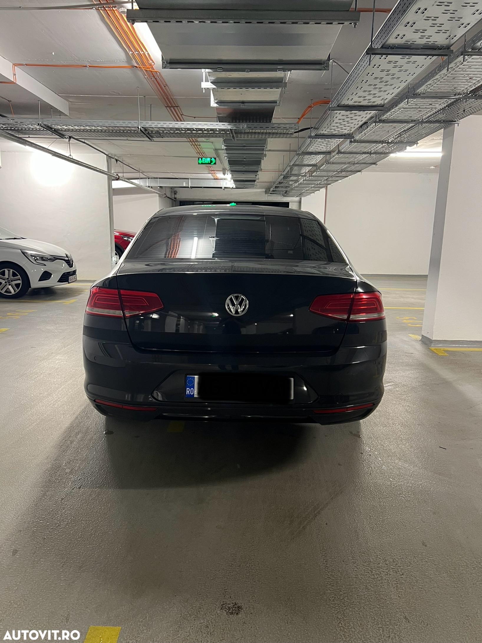 Volkswagen Passat 2.0 TDI Comfortline - 5