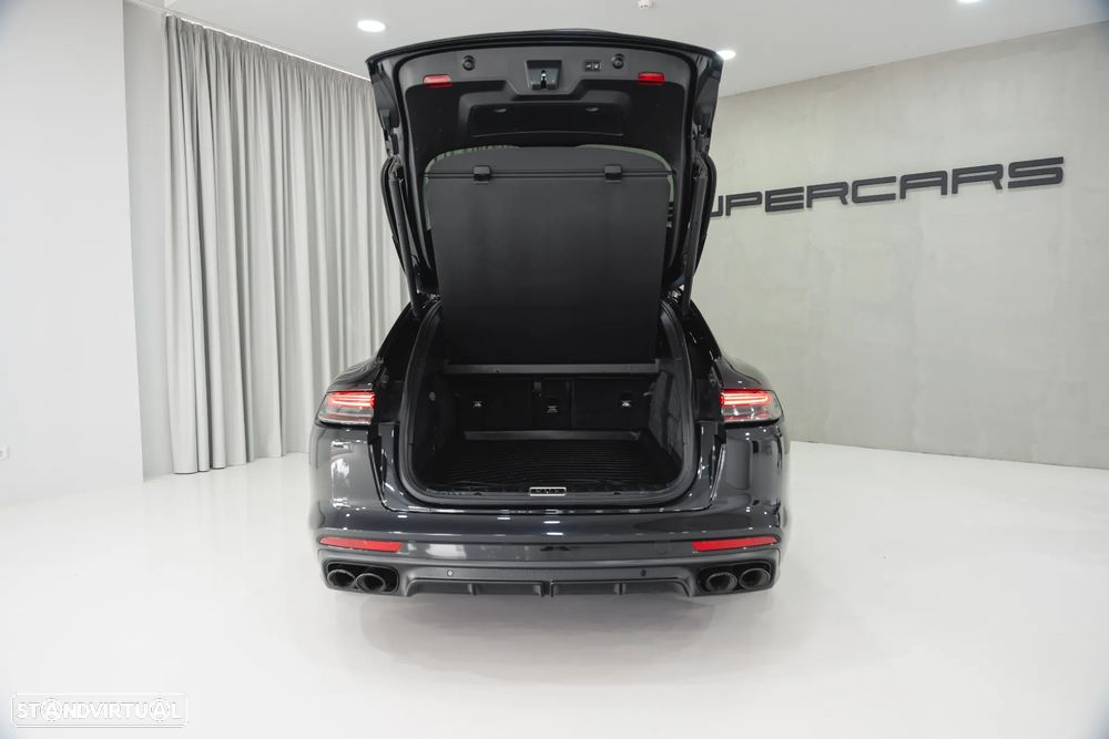 Porsche Panamera Sport Turismo 4 E-Hybrid Platinum Edition PDLS - 47
