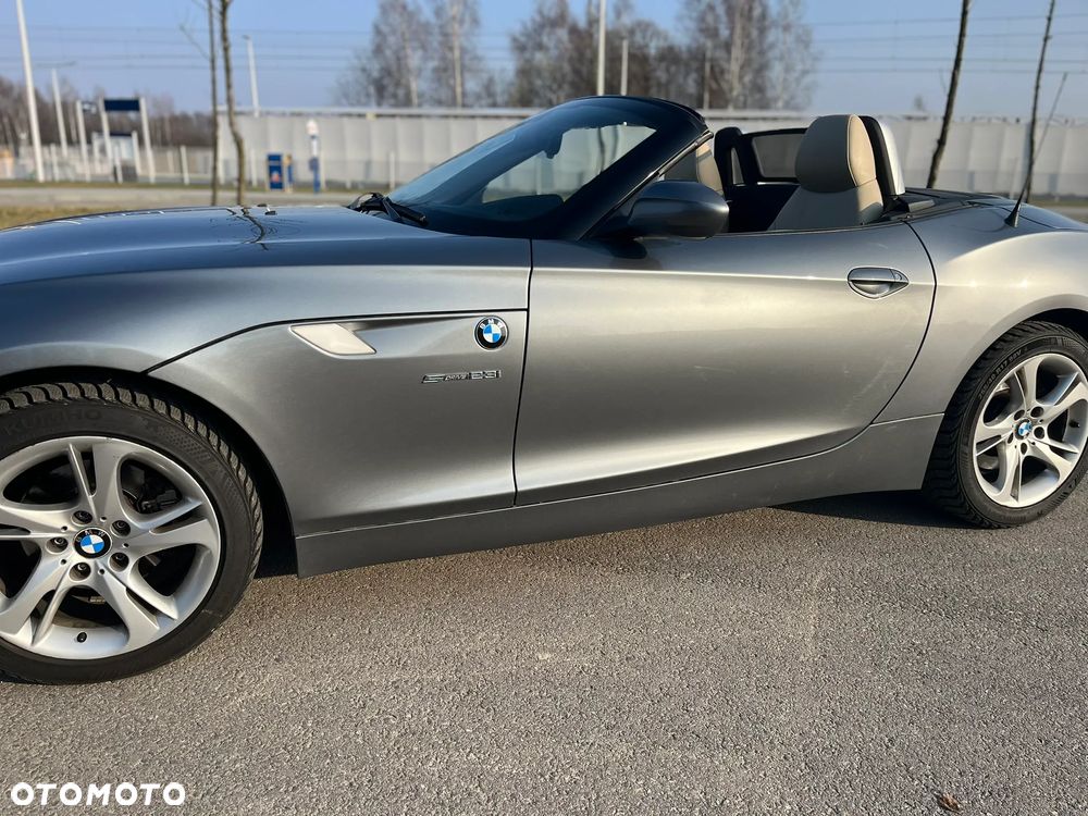 BMW Z4 23i sDrive - 16