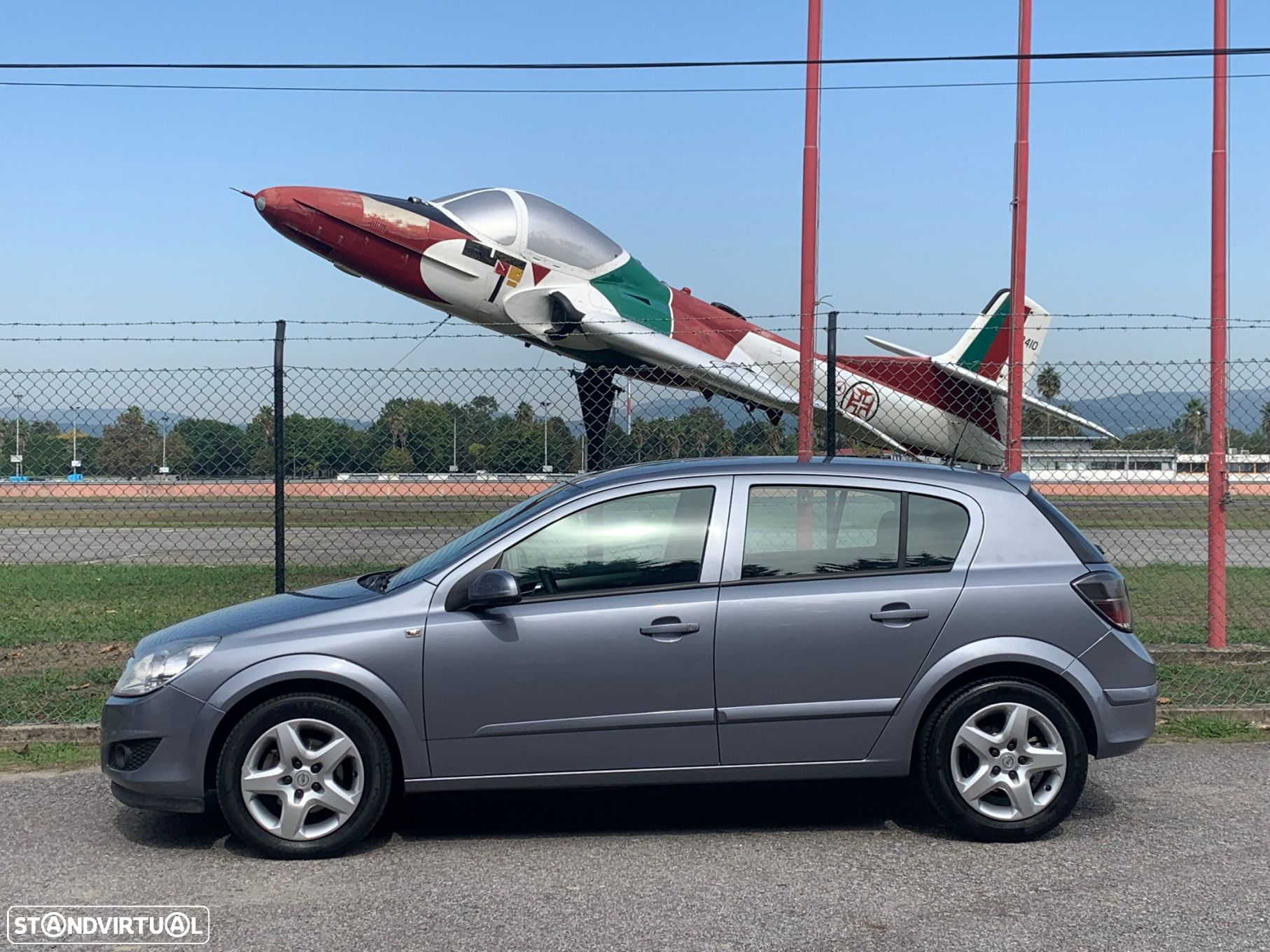 Opel Astra 1.3 CDTi Elegance - 2
