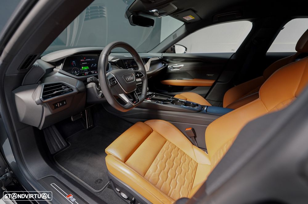 Audi RS e-tron GT quattro - 10
